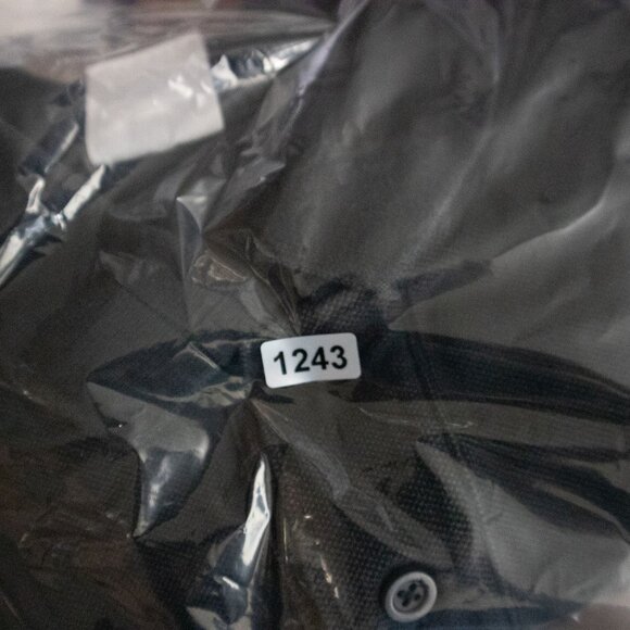 Nike White Tag Black Polo Button Up Shirt - Picture 7 of 7